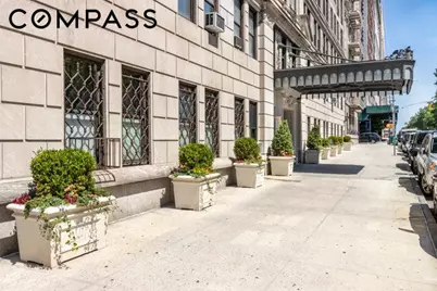 225 Central Park W #916, New York City, NY 10024 - Photo 9