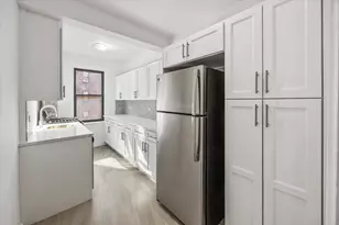 72 Park Terrace W, New York City, NY 10034 - Photo 9