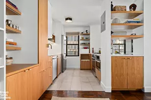 301 E 62nd St, New York City, NY 10065 - Photo 5