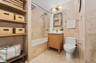 301 E 62nd St, New York City, NY 10065 - Photo 11