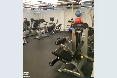 235 E 73rd Street #8D, New York, NY 10021 - Photo 7