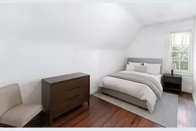 39-61 44th Street, New York City, NY 11104 - Photo 15