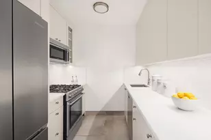 166 E 63rd St, New York City, NY 10065 - Photo 3