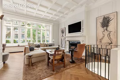 32 W 9th Street #MAIS, New York City, NY 10011 - Photo 1