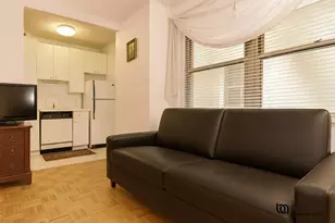 100 Central Park S, New York, NY 10019 - Photo 3