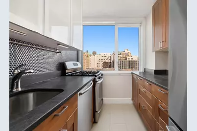 333 E 14th Street #15B, New York City, NY 10003 - Photo 5