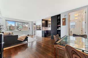 300 E 71st St, New York City, NY 10021 - Photo 7