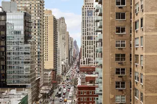 245 E 87th St, New York City, NY 10128 - Photo 11