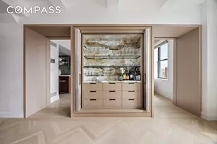 275 W 10th St, New York, NY 10014 - Photo 7