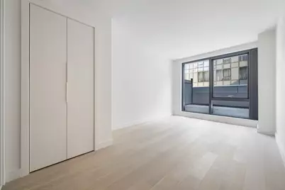 144-49 Northern Boulevard #203, New York City, NY 11354 - Photo 7