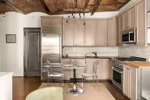 205 W 57th St, New York City, NY 10019 - Photo 5
