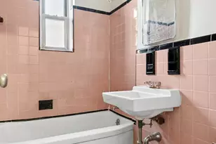 33-05 92nd St, New York City, NY 11369 - Photo 5