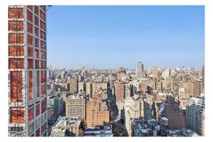 200 E 83rd St, New York City, NY 10028 - Photo 5