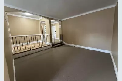 901 Ave H #5-C, New York City, NY 11230 - Photo 1