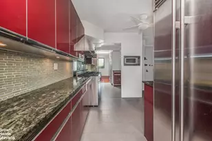 386 Columbus Ave, New York City, NY 10024 - Photo 19