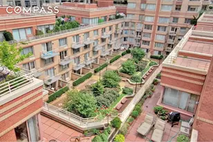 393 W 49th St, New York, NY 10019 - Photo 11