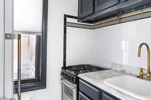 121 E 88th St, New York City, NY 10128 - Photo 3