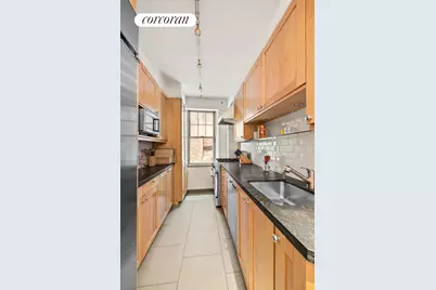 45 Christopher Street #4E, New York City, NY 10014 - Photo 5