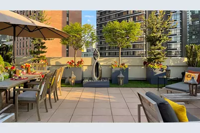 27-28 Thomson Avenue #608, New York City, NY 11101 - Photo 1