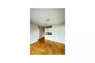 300 E 93rd St, New York City, NY 10128 - Photo 5