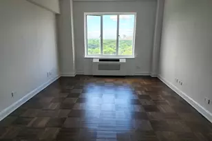 40 Central Park S, New York, NY 10019 - Photo 7