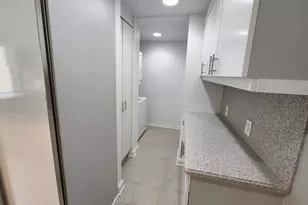 40 Central Park S, New York, NY 10019 - Photo 9