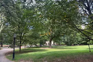 164-20 Highland Ave, New York City, NY 11432 - Photo 19