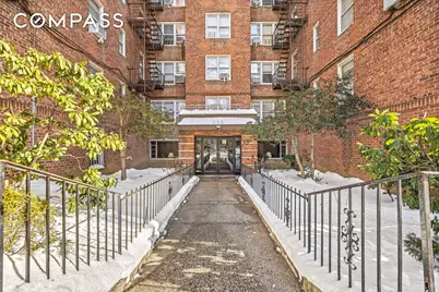 325 E 201st Street #5F, Bronx, NY 10458 - Photo 15