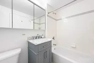520 W 23rd St, New York, NY 10011 - Photo 11