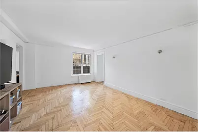 230 W End Avenue #8AG, New York City, NY 10023 - Photo 9