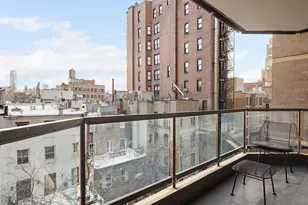 37 W 12th St, New York City, NY 10011 - Photo 3