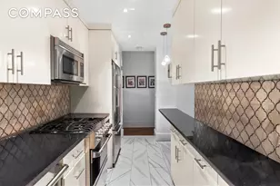 320 E 57th St, New York City, NY 10022 - Photo 7