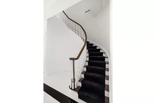 18 E 62nd St, New York City, NY 10065 - Photo 11
