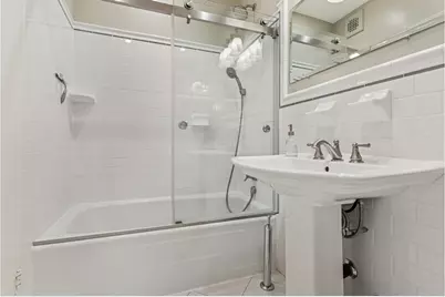 616 E 18th Street #6G, Brooklyn, NY 11226 - Photo 5