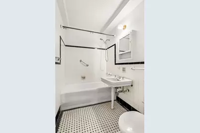 49 E 96th Street #14C, New York City, NY 10128 - Photo 15