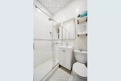 252 W 20th Street #2B, New York, NY 10011 - Photo 5