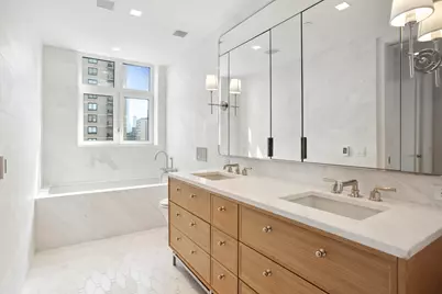 200 E 83rd Street #15C, New York City, NY 10028 - Photo 5