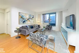 305 W 16th St, New York City, NY 10011 - Photo 1