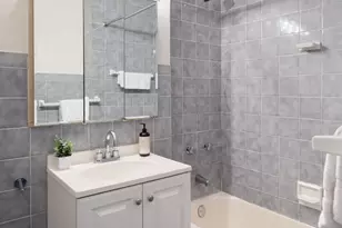 345 E 52nd St, New York City, NY 10022 - Photo 7