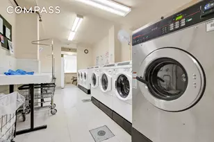 370 Ocean Pkwy, New York City, NY 11218 - Photo 33