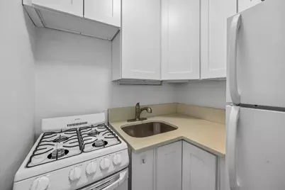 39-76 57th Street #6E, New York City, NY 11377 - Photo 9