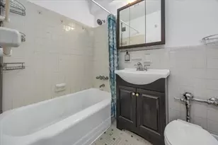 39-76 57th St, New York City, NY 11377 - Photo 11