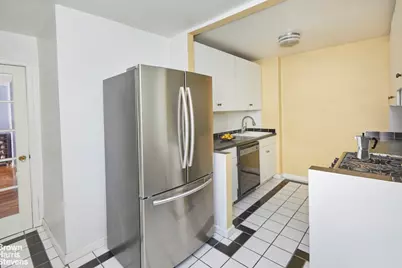 110-15 71st Road #3M, New York City, NY 11375 - Photo 3