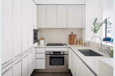 25 Broad Street #21I, New York City, NY 10004 - Photo 3