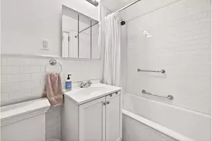 2109 Broadway, New York City, NY 10023 - Photo 9