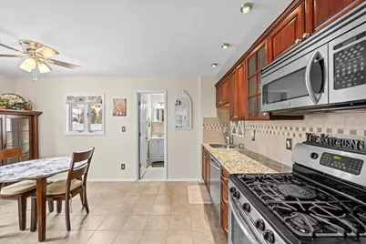 33 Delaware Avenue, New York City, NY 10304 - Photo 3