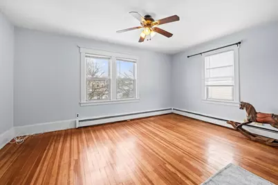 33 Delaware Avenue, New York City, NY 10304 - Photo 7