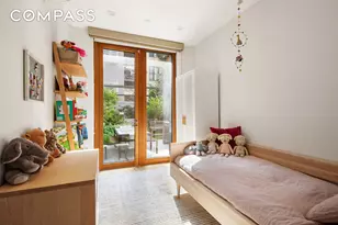 102 W 118th St, New York City, NY 10026 - Photo 9