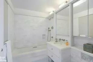 101 W 79th St, New York City, NY 10024 - Photo 9