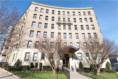 175 Eastern Parkway #3F, New York City, NY 11238 - Photo 9